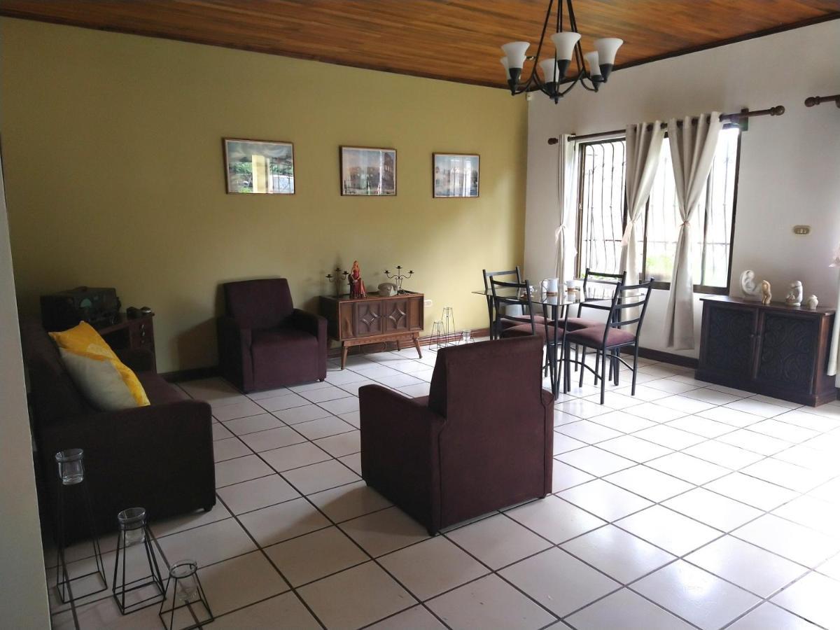 Casa Lorin Apartment Rio Segundo Luaran gambar