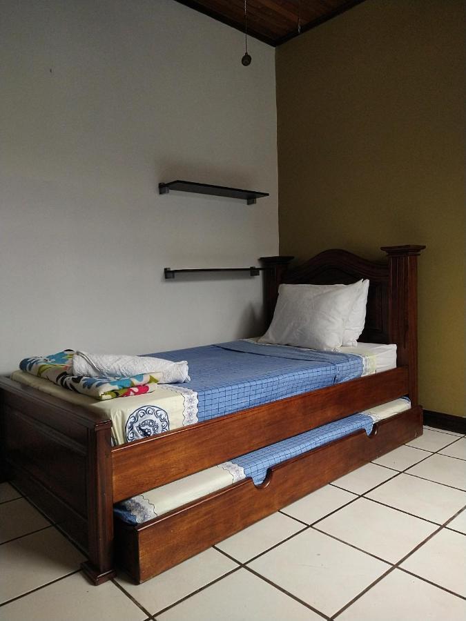 Casa Lorin Apartment Rio Segundo Luaran gambar